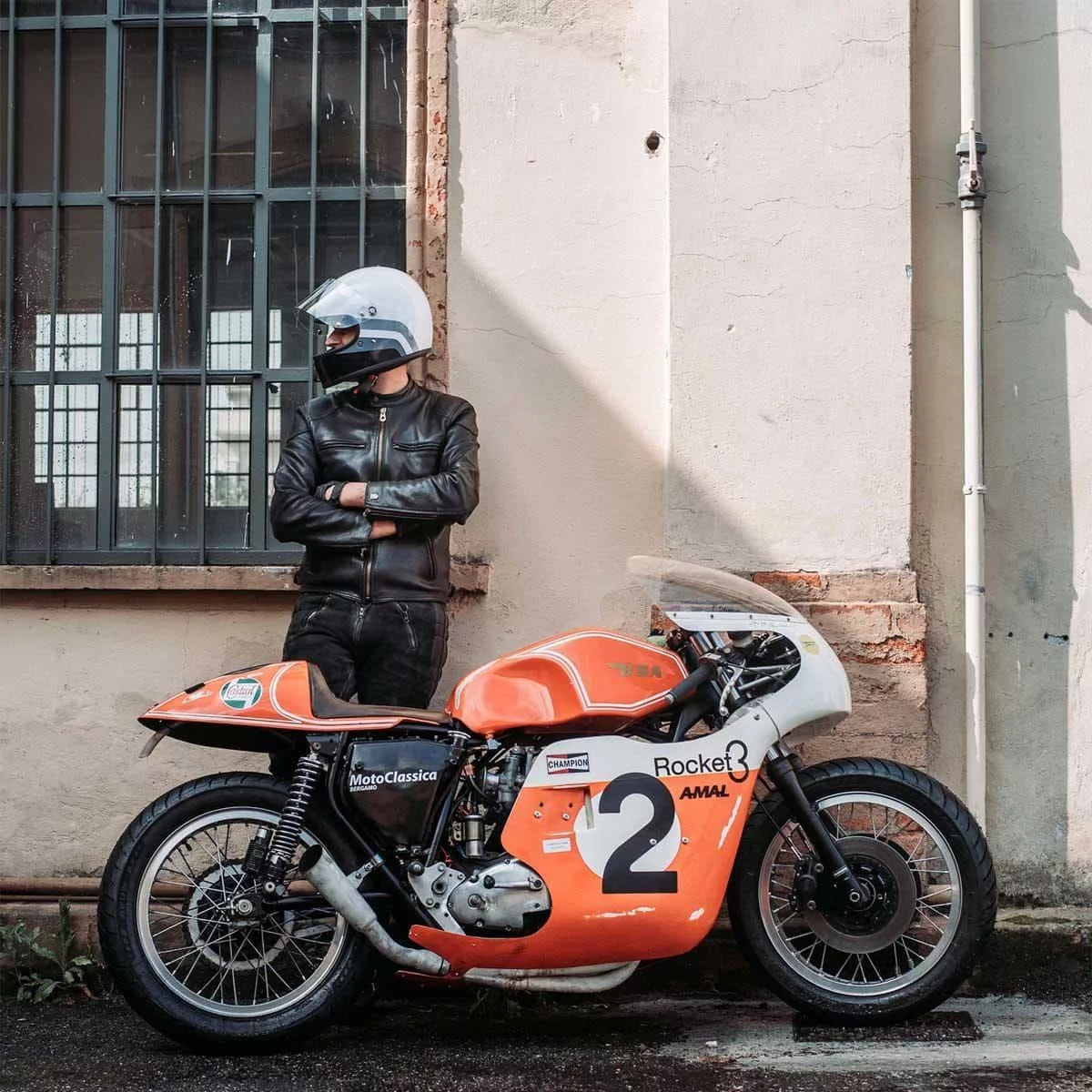 Custom Motorcycle Racing Suits - Race Leathers | Moto Speeds